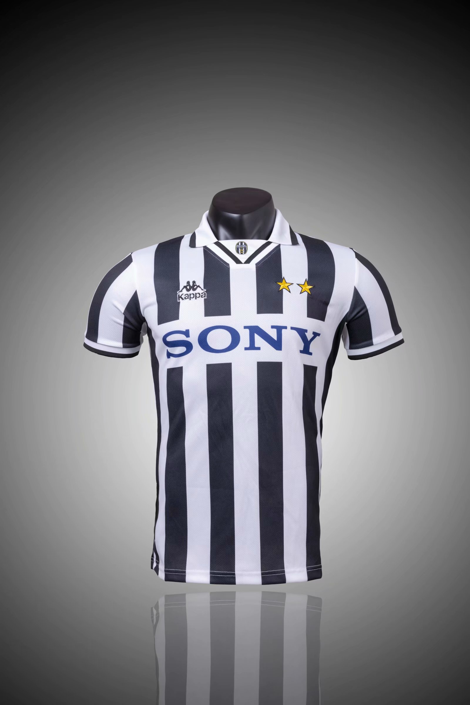 1995-1997 Juventus home