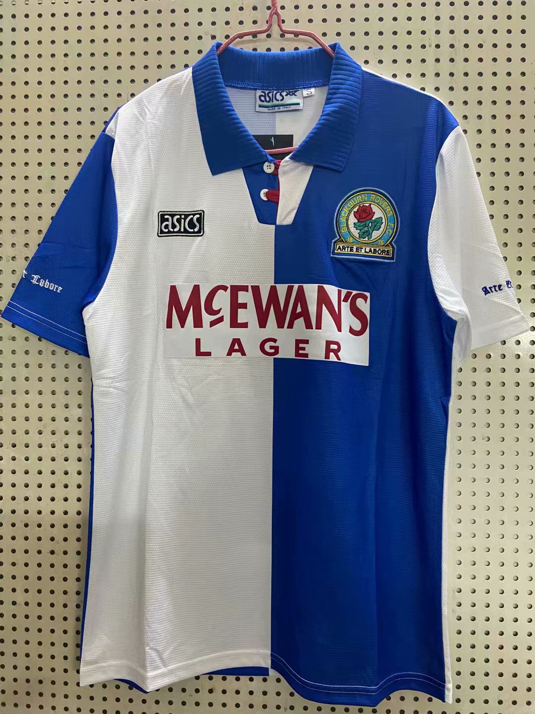 1994-1995 blackburn Retro.