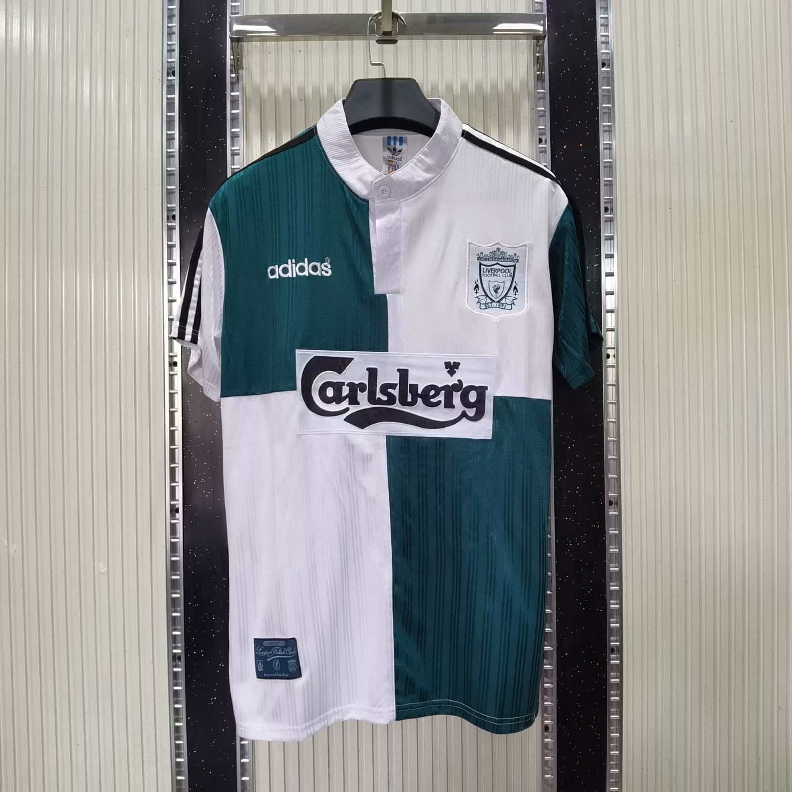 1995-1996 Liverpool Retro away jersey