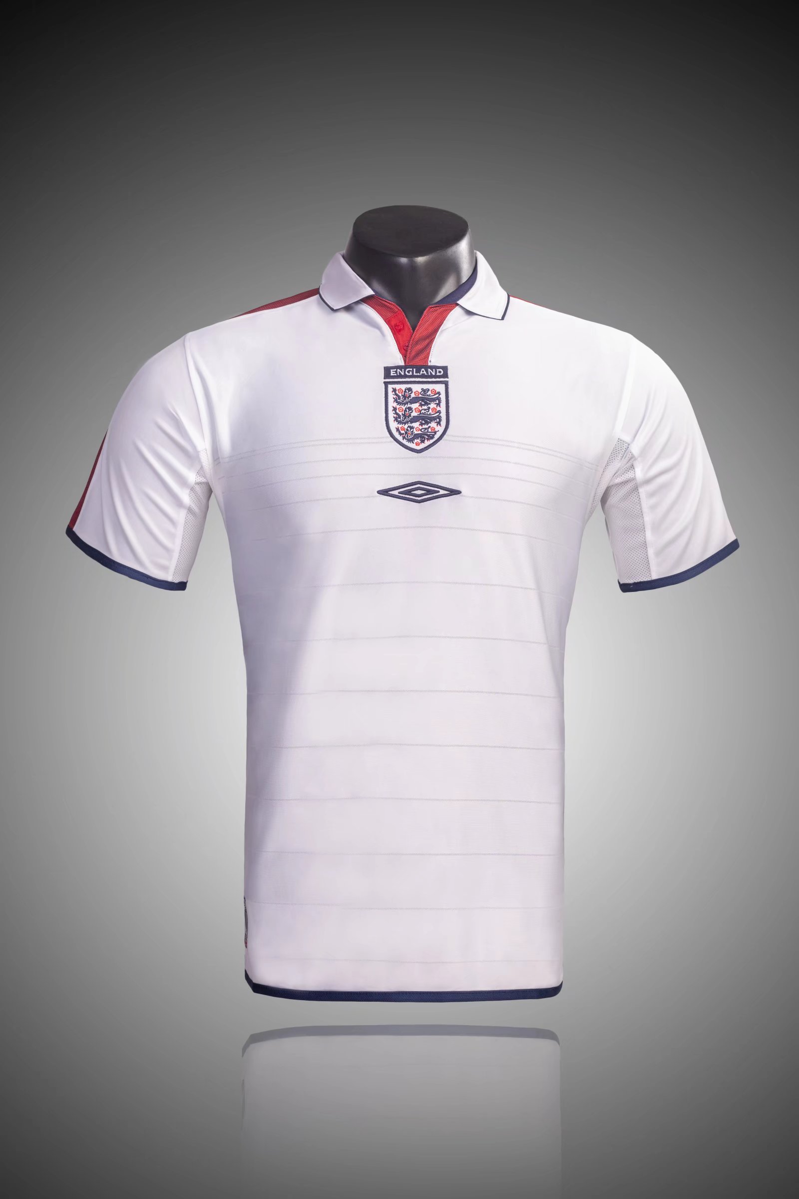 2004 England home Retro