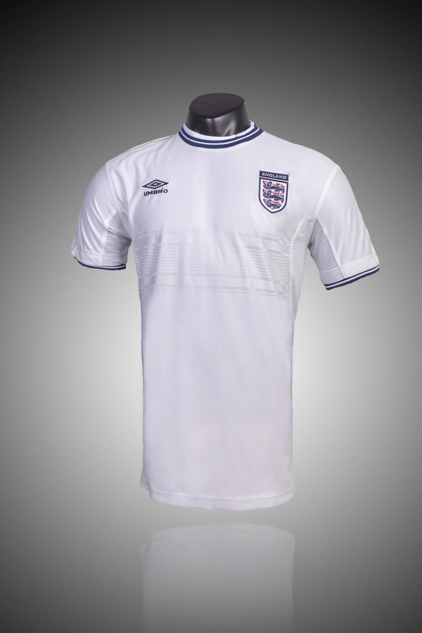 2000 England home Retro