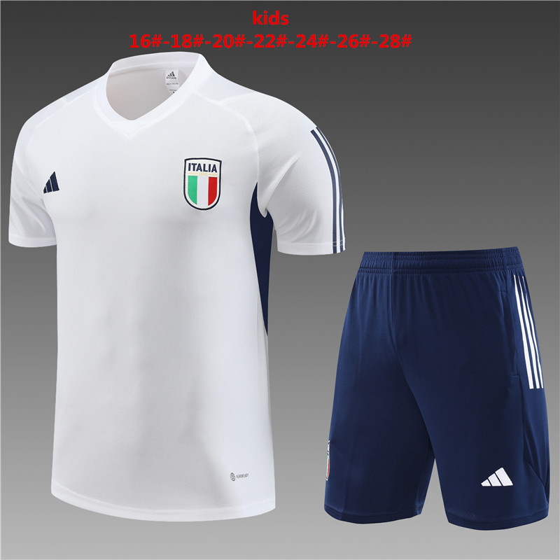 2023-2024 Italy away kids kit 