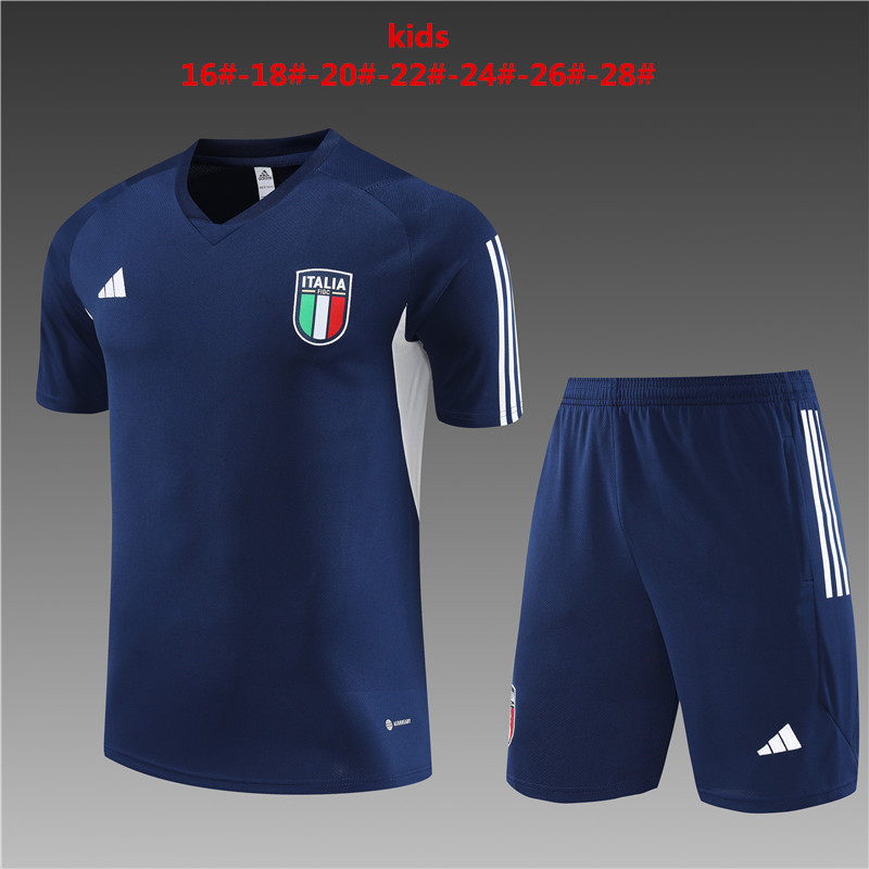 2023-2024 Italy away kids kit 