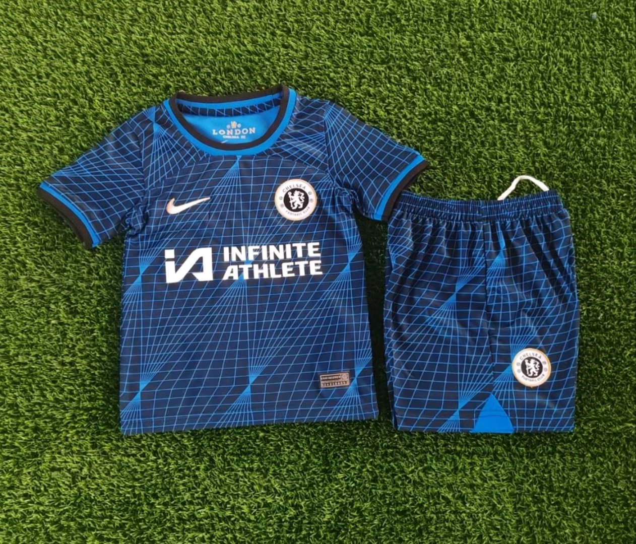 2023/2024 Chelsea away kids kit 