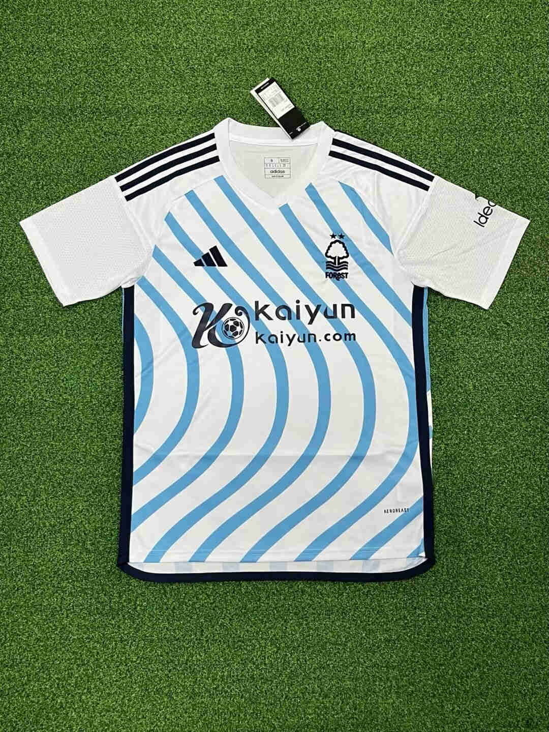 2023/2024 Nottingham Forest FC  away 