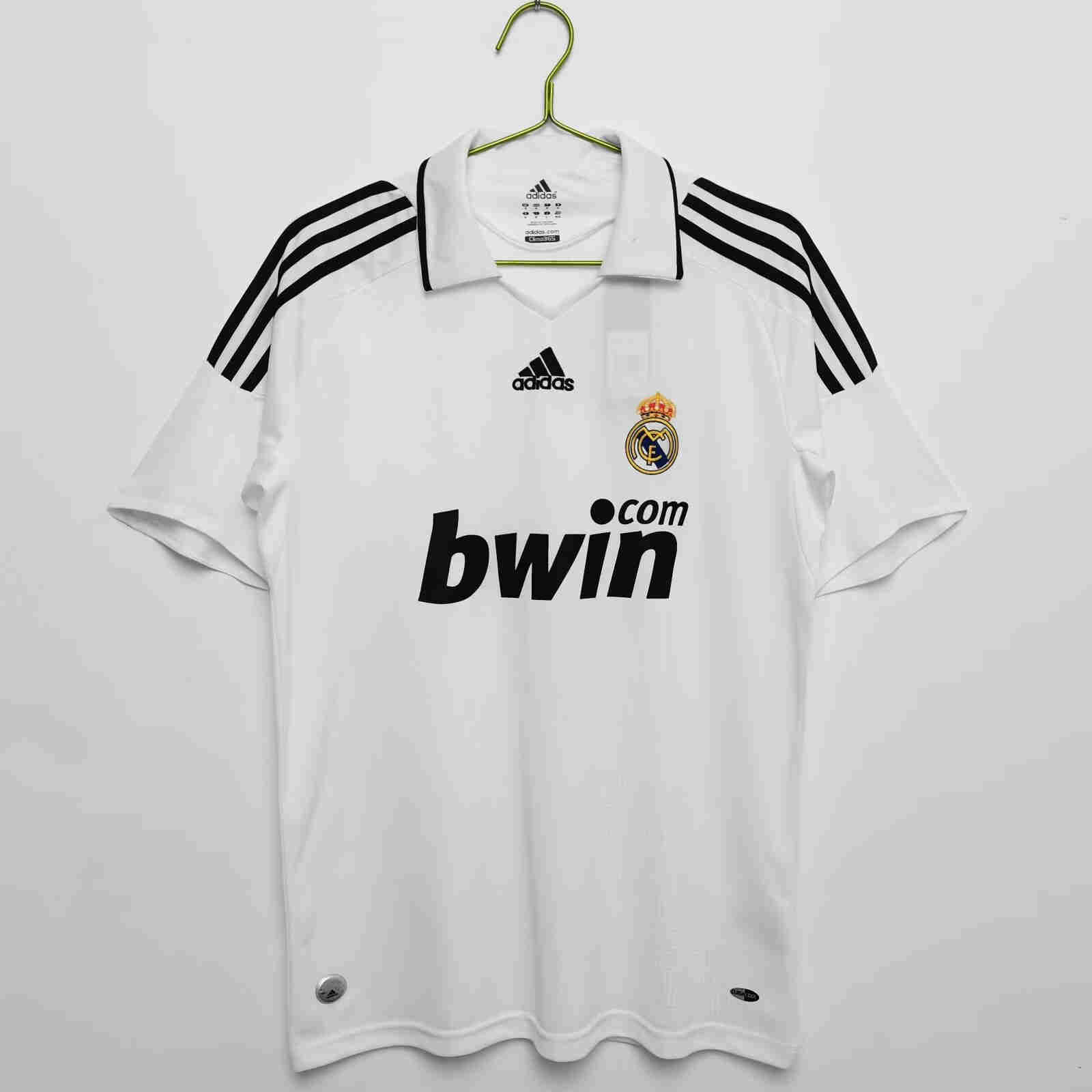 2008/09 Real Madrid home retro