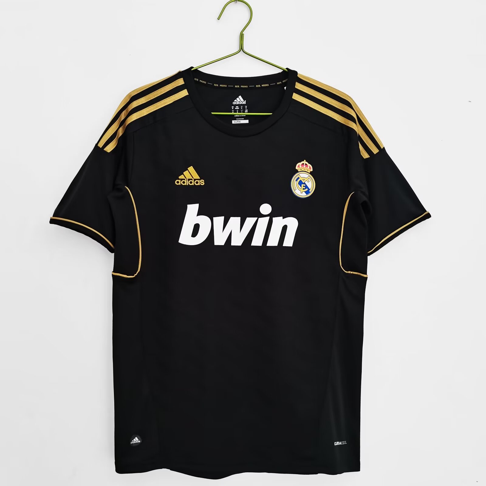 2011/12 Real Madrid away retro