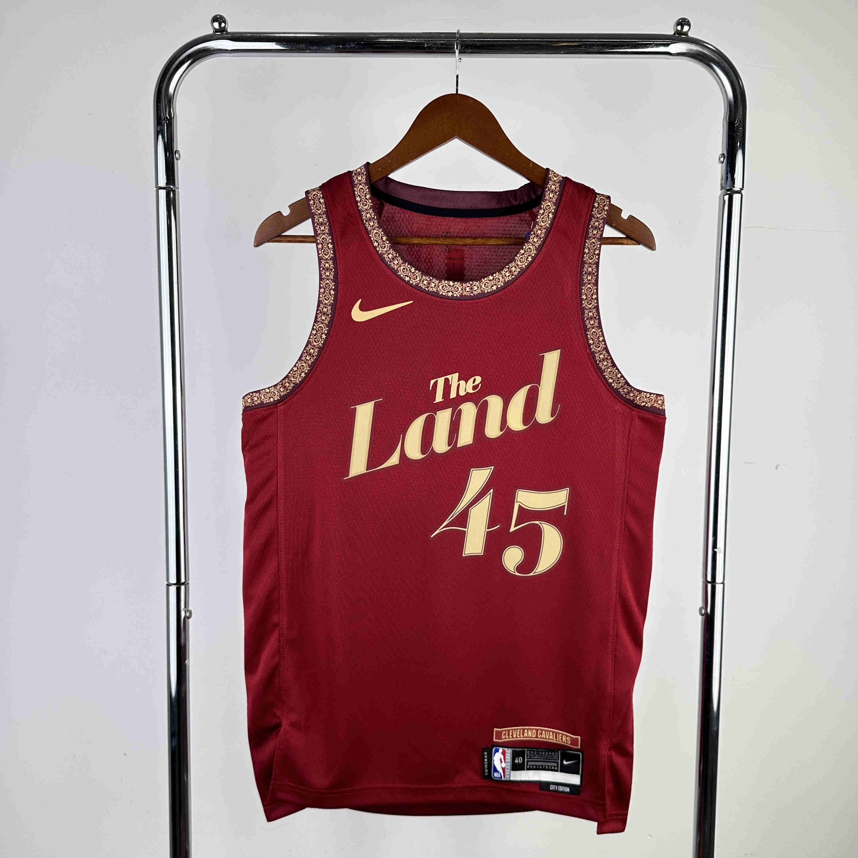 Cleveland Cavaliers  NBA Jersey Mitchell 45