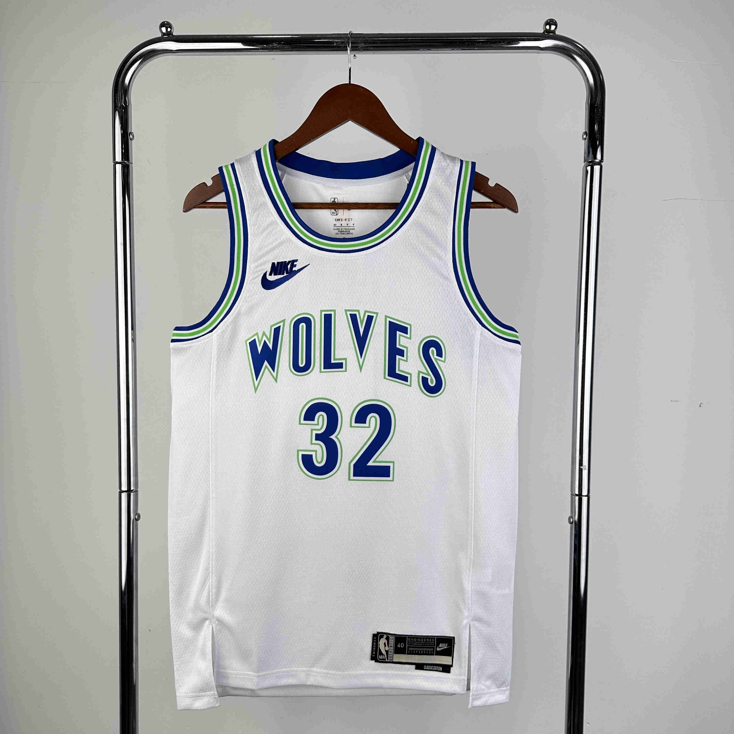 Minnesota Timberwolves NBA Jersey towns 32