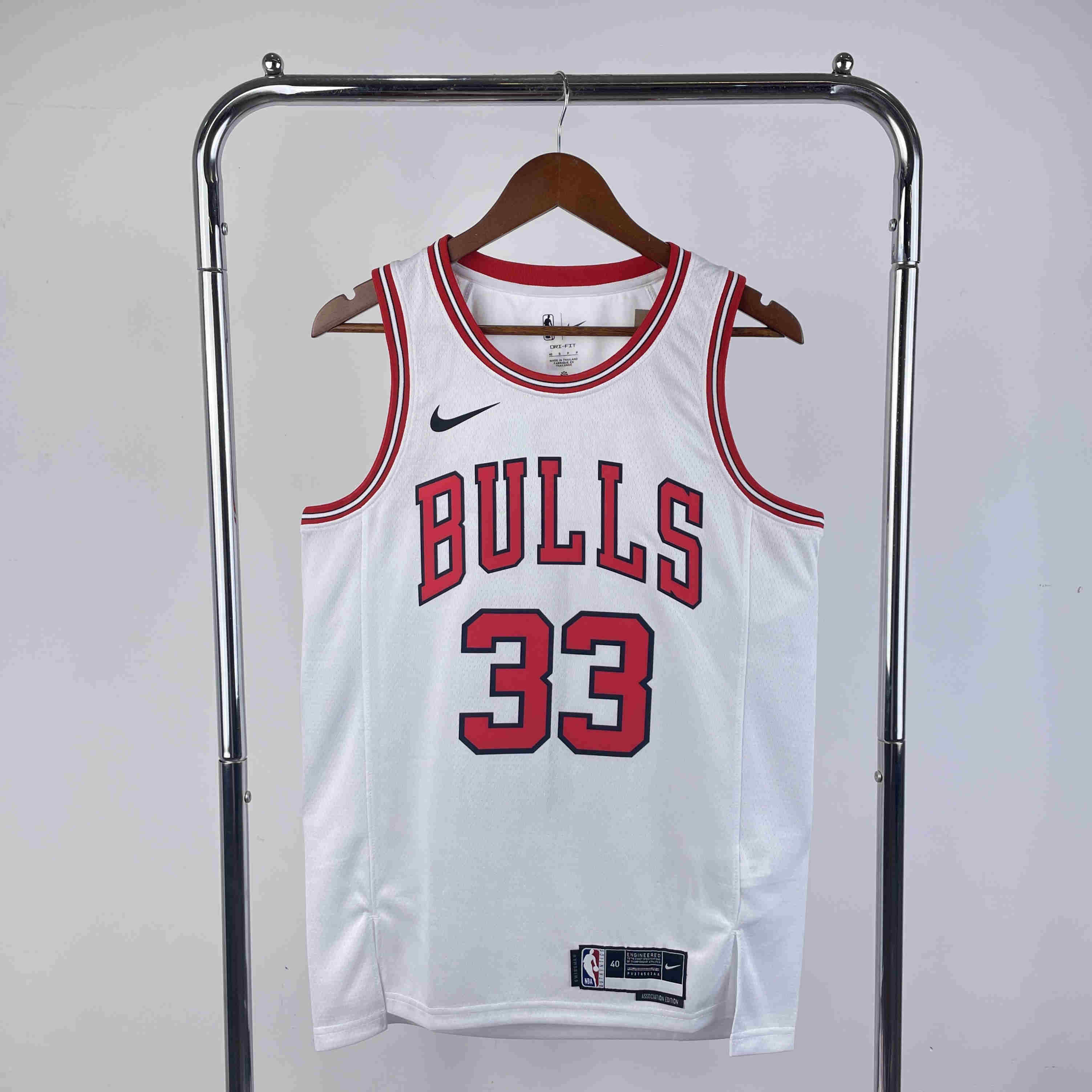 Chicago Bulls  NBA Jersey Pippen 33