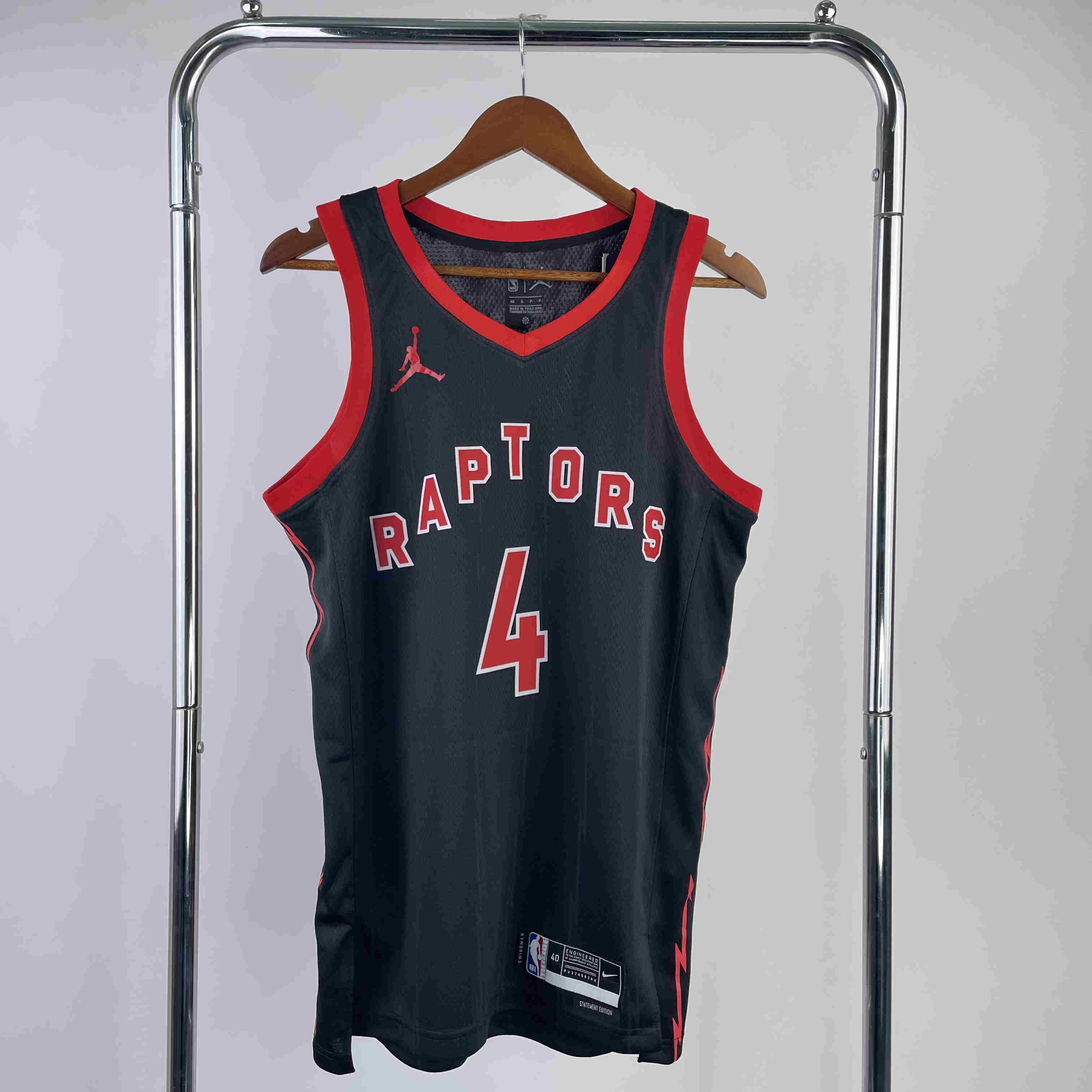 Toronto Raptors NBA Jersey Barnes 4