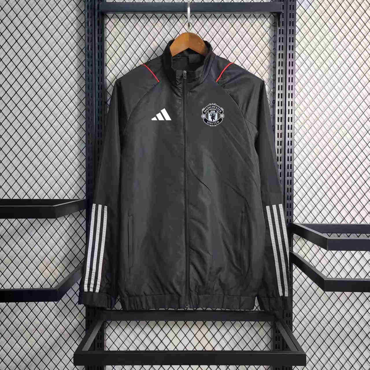   Manchester United   windbreak