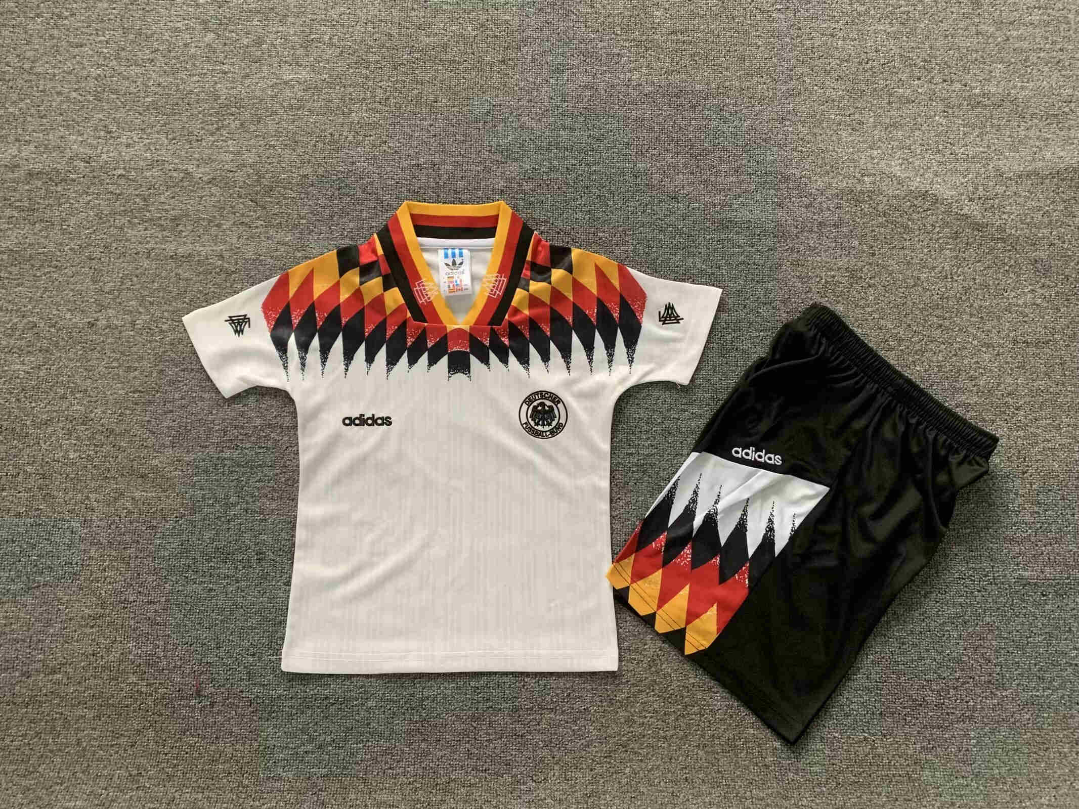 1994  Germany  kids  suit  