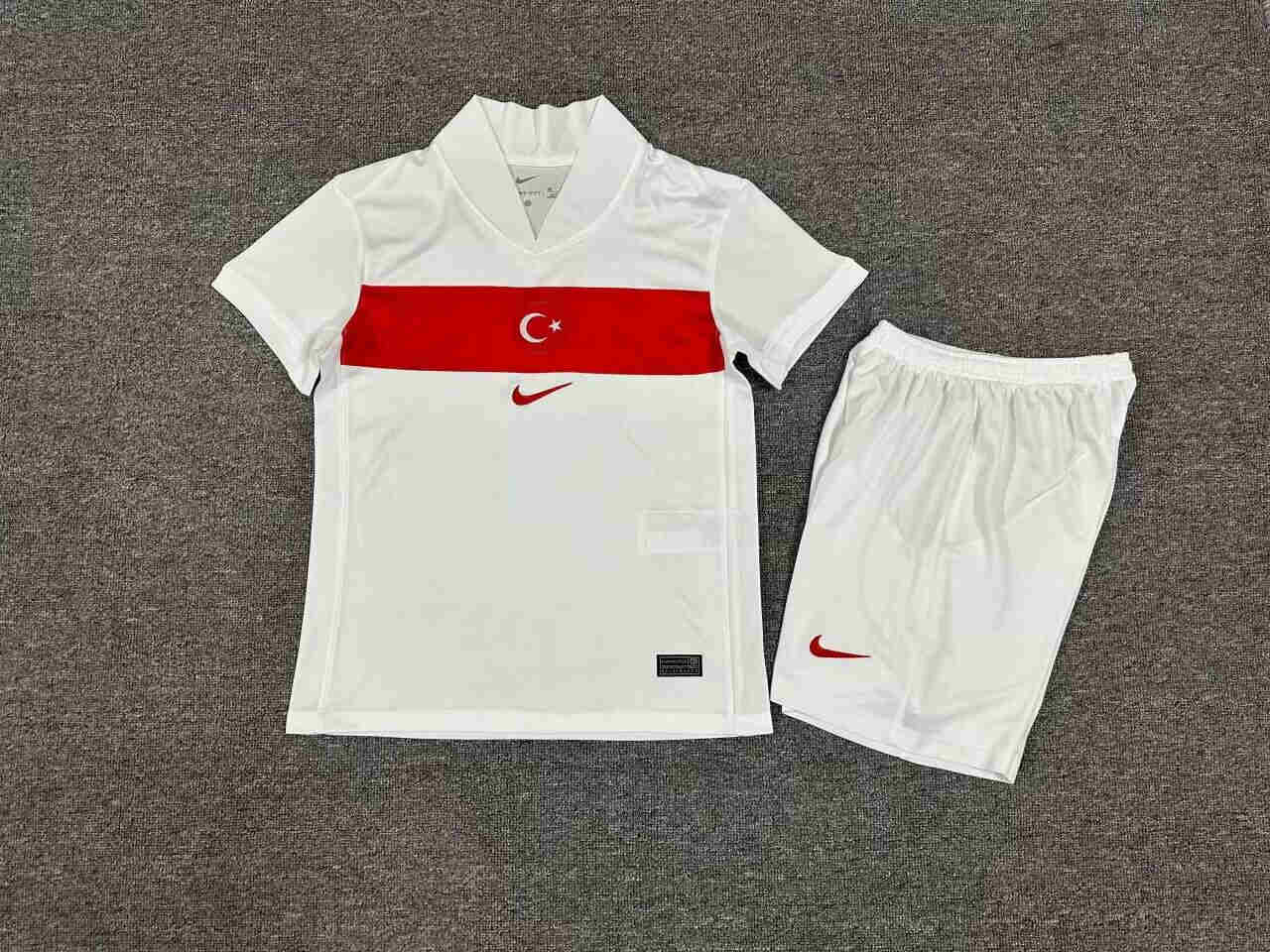 2024-2025 Turkey home  kids kit 