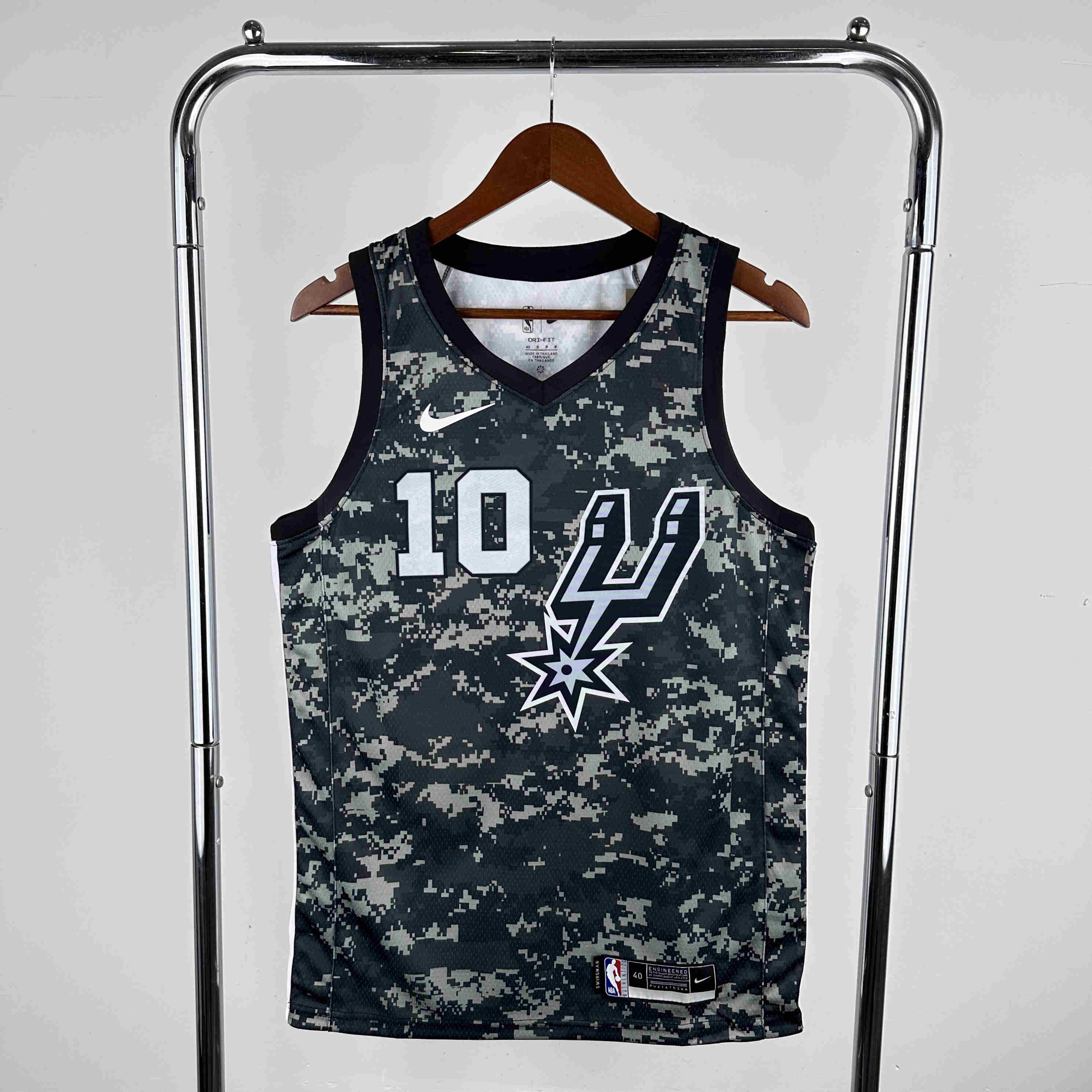 San Antonio Spurs NO.10