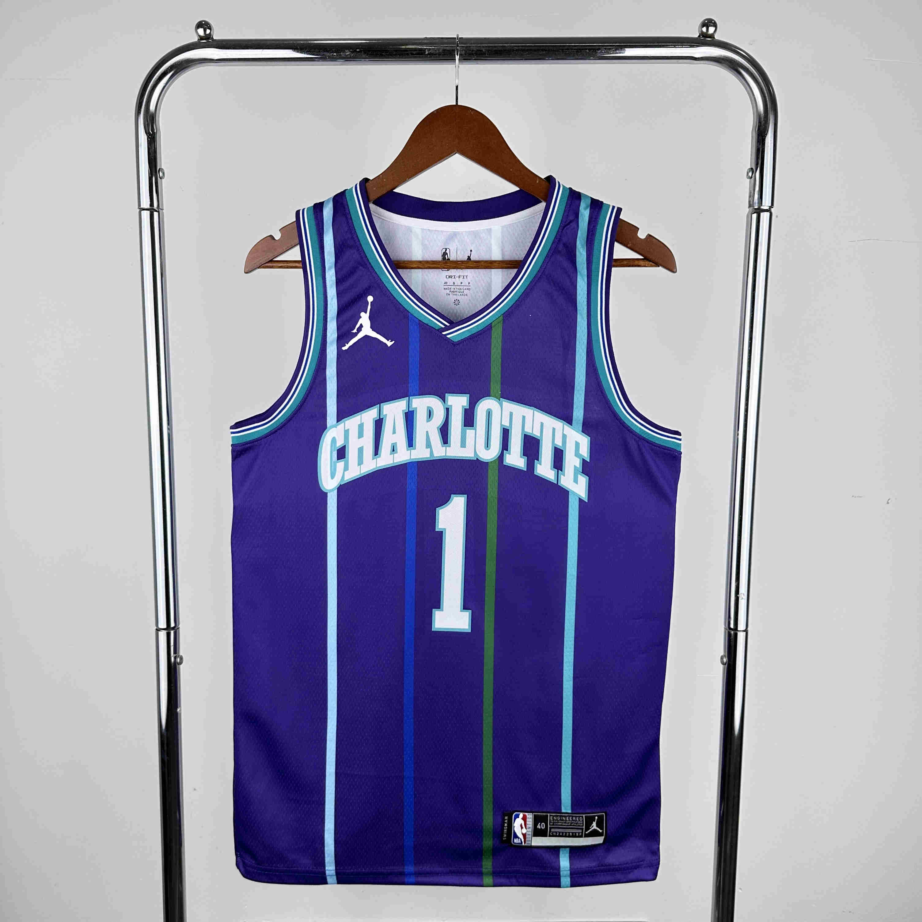 2020  Charlotte Hornets NO.1