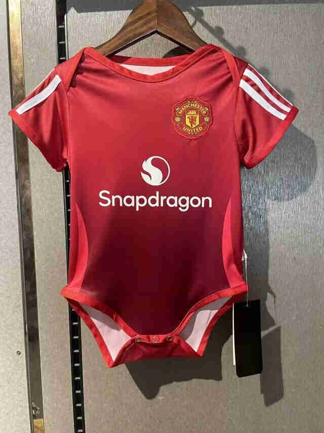  2024-2025 Manchester united home Baby Grow baby onesie jersey 