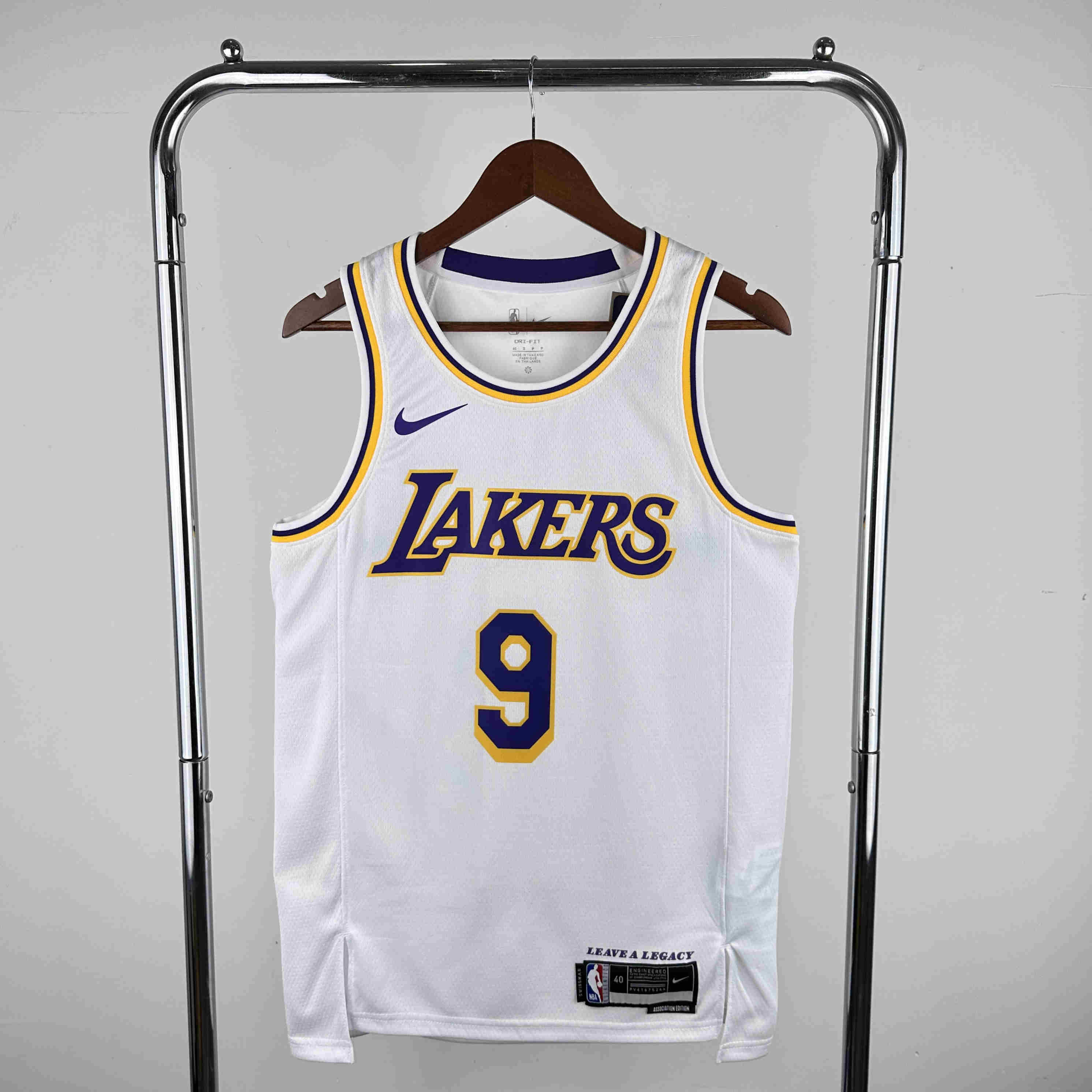 2023 Los Angeles Lakers   NO.9