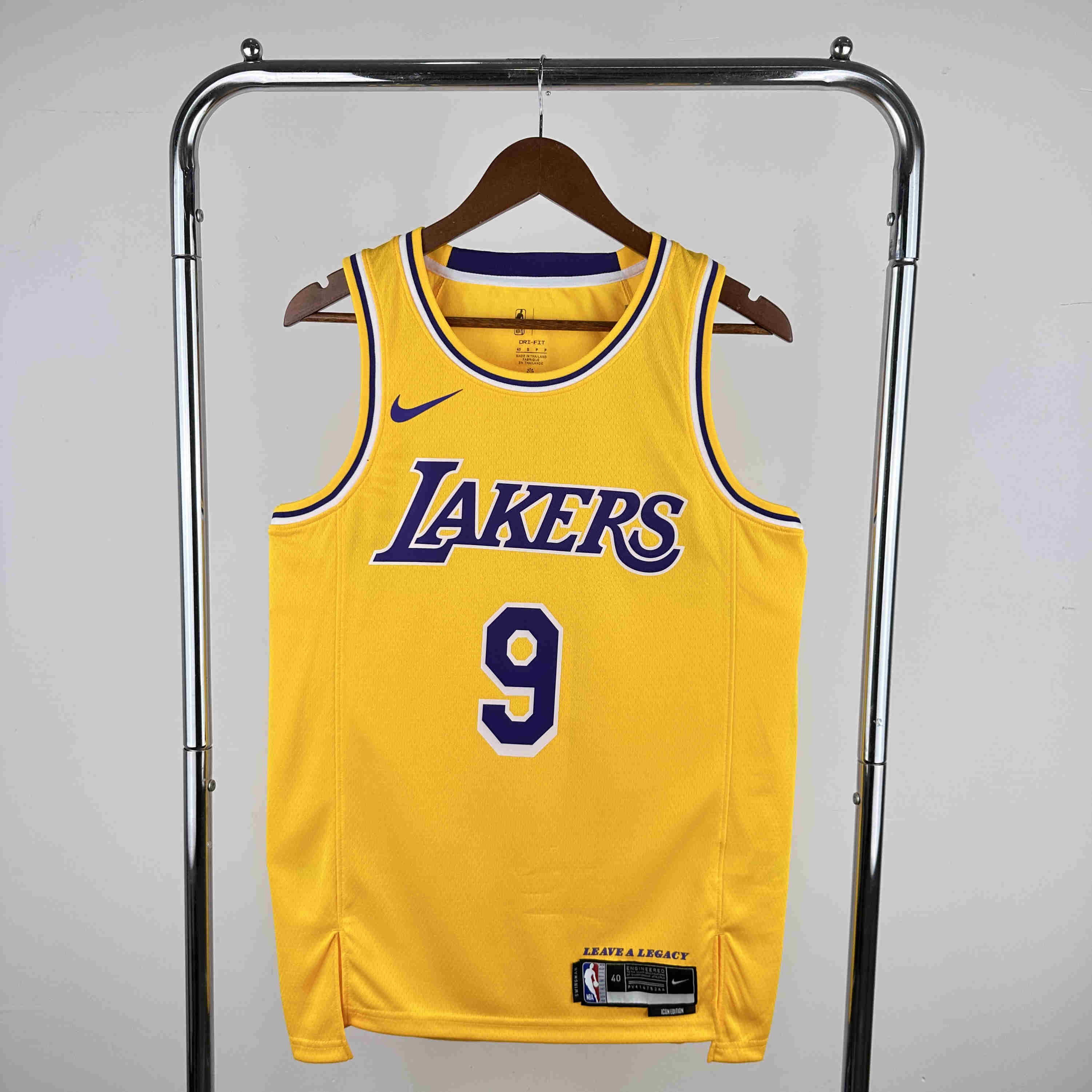 2023 Los Angeles Lakers   NO.9