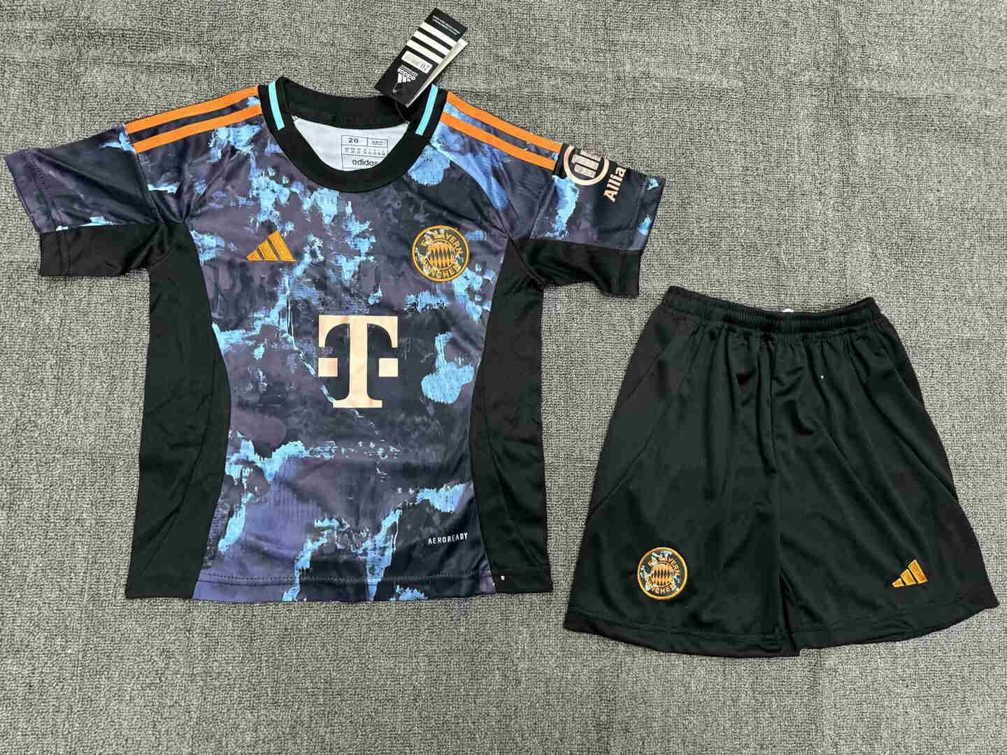 2023-2024 BAYERN MUNICH away  KIDS kit 