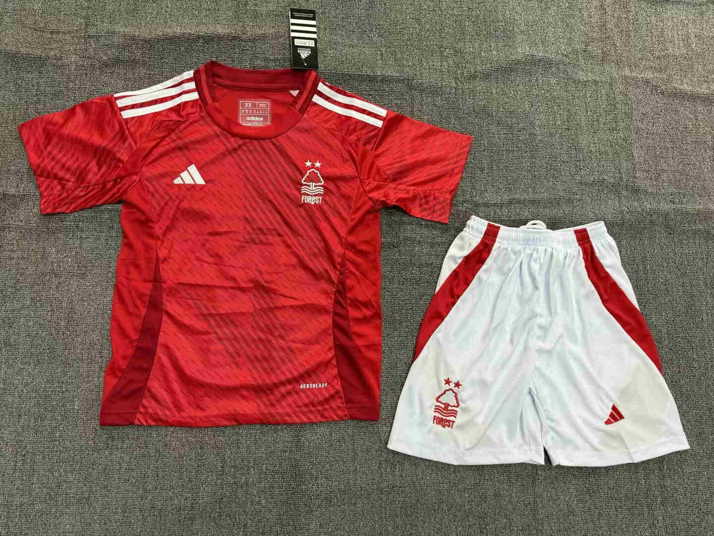 2024/2025  Nottingham Forest home  kids kit 