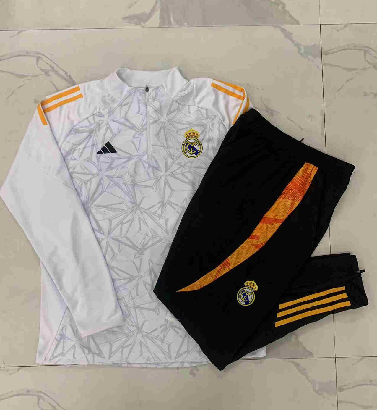 2024-2025   Real Madrid KIDS Long Sleeve Half Pull Training Suit Set 815