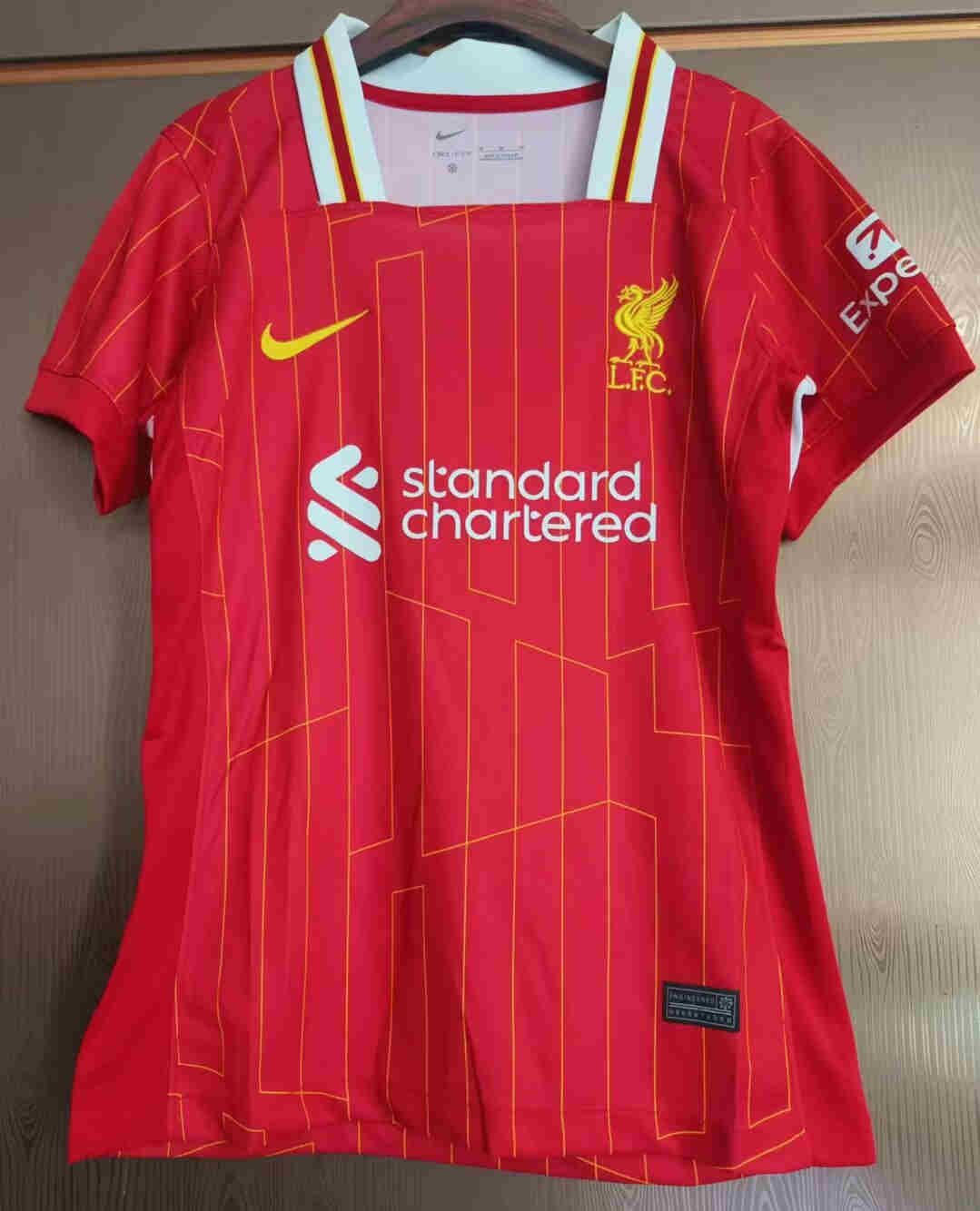 2024-2025 Liverpool home woman