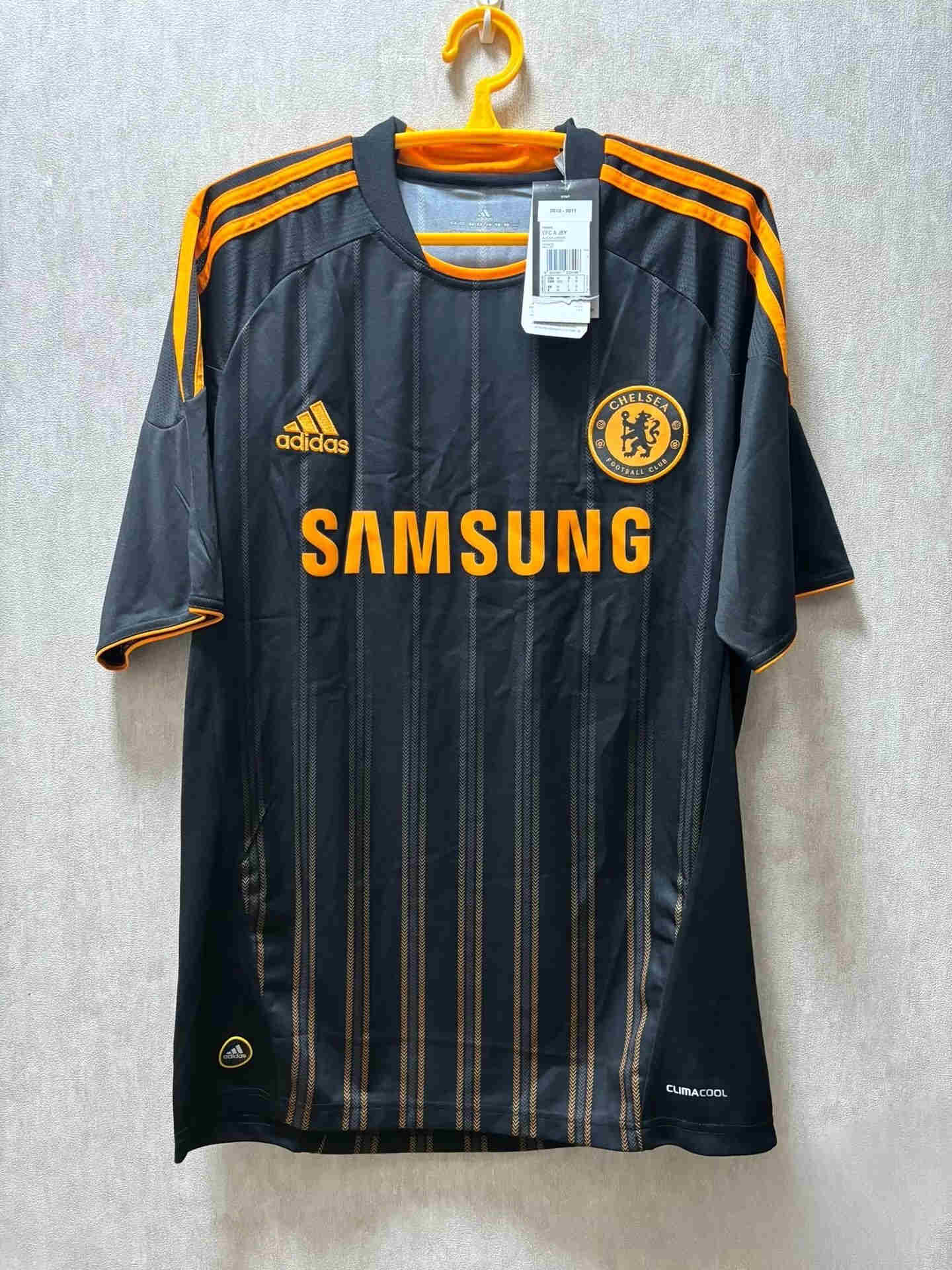  2011/2012 Chelsea away  Retro