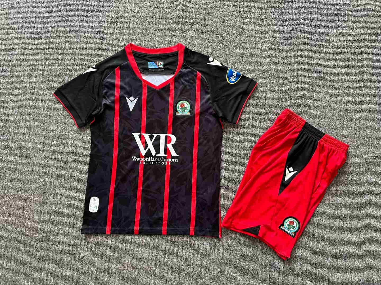 2024-2025 Blackburn Rovers  away   kids kit