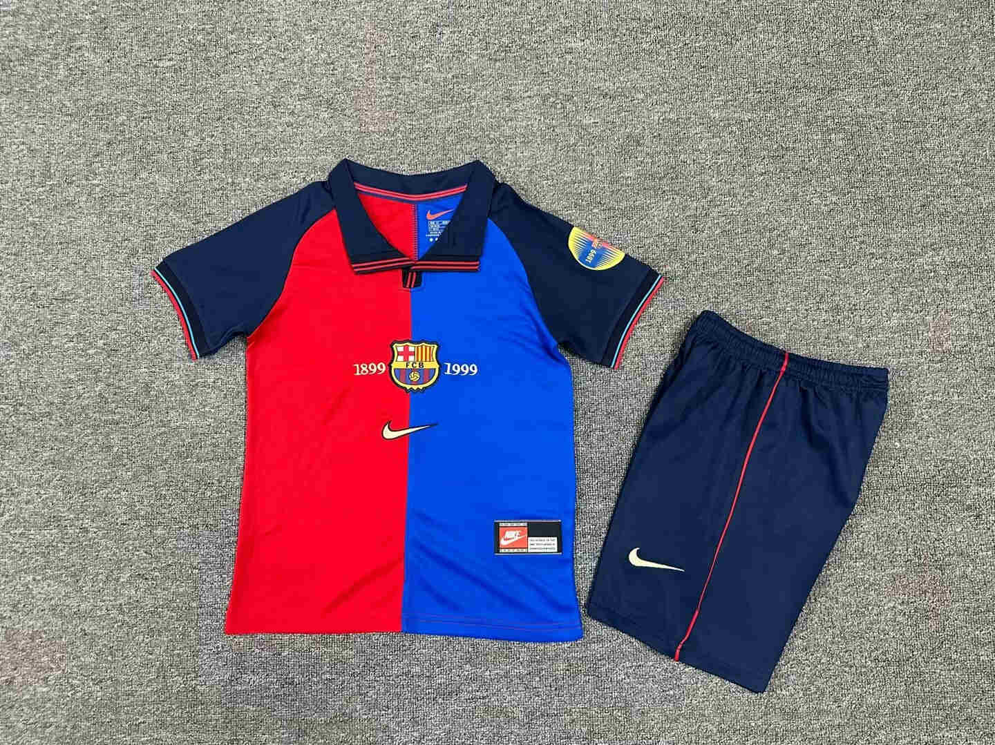 1999-2000 FC Barcelona HOME  kids kit 