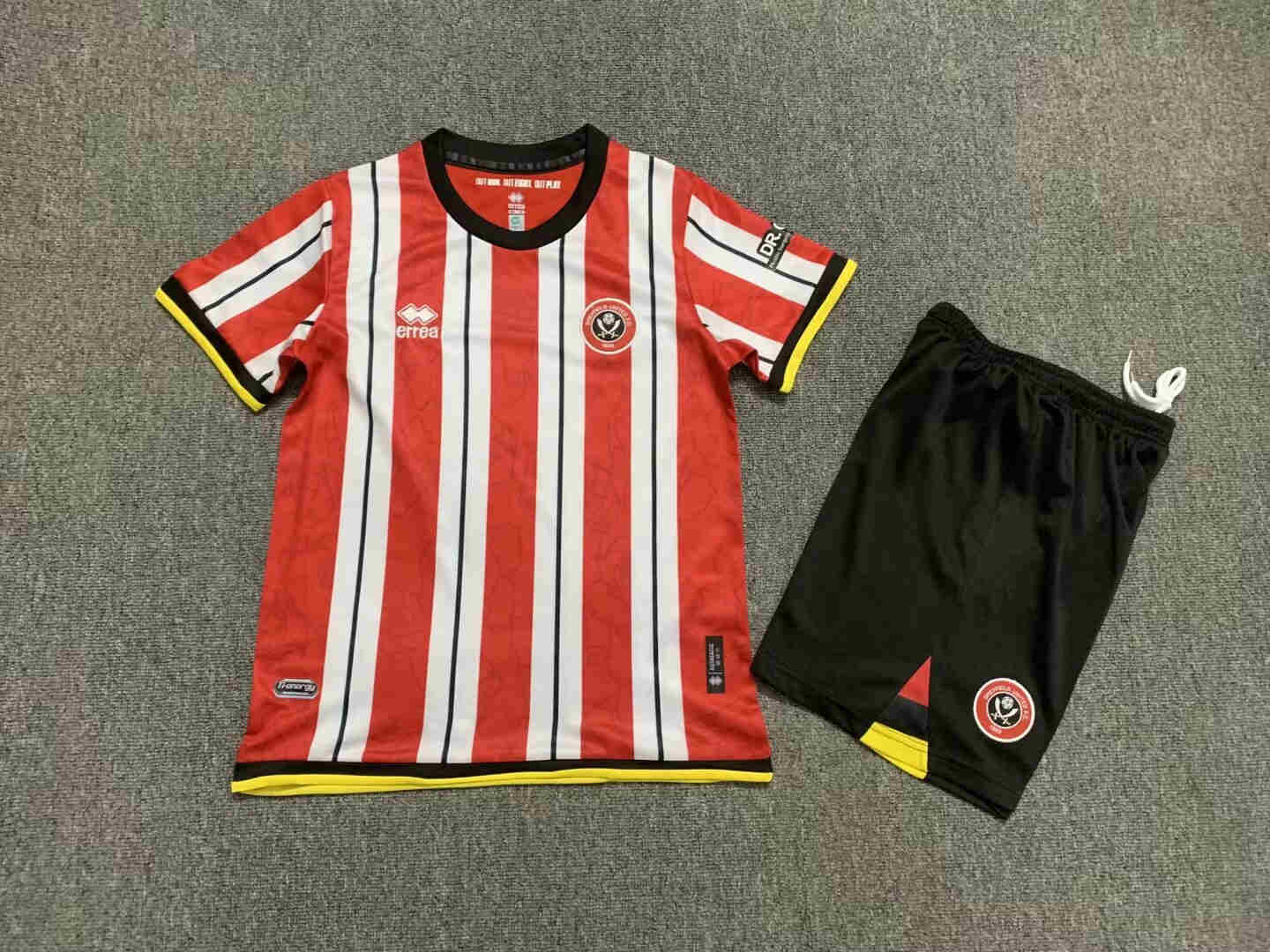 2024-2025 Sheffield  home  kids kit