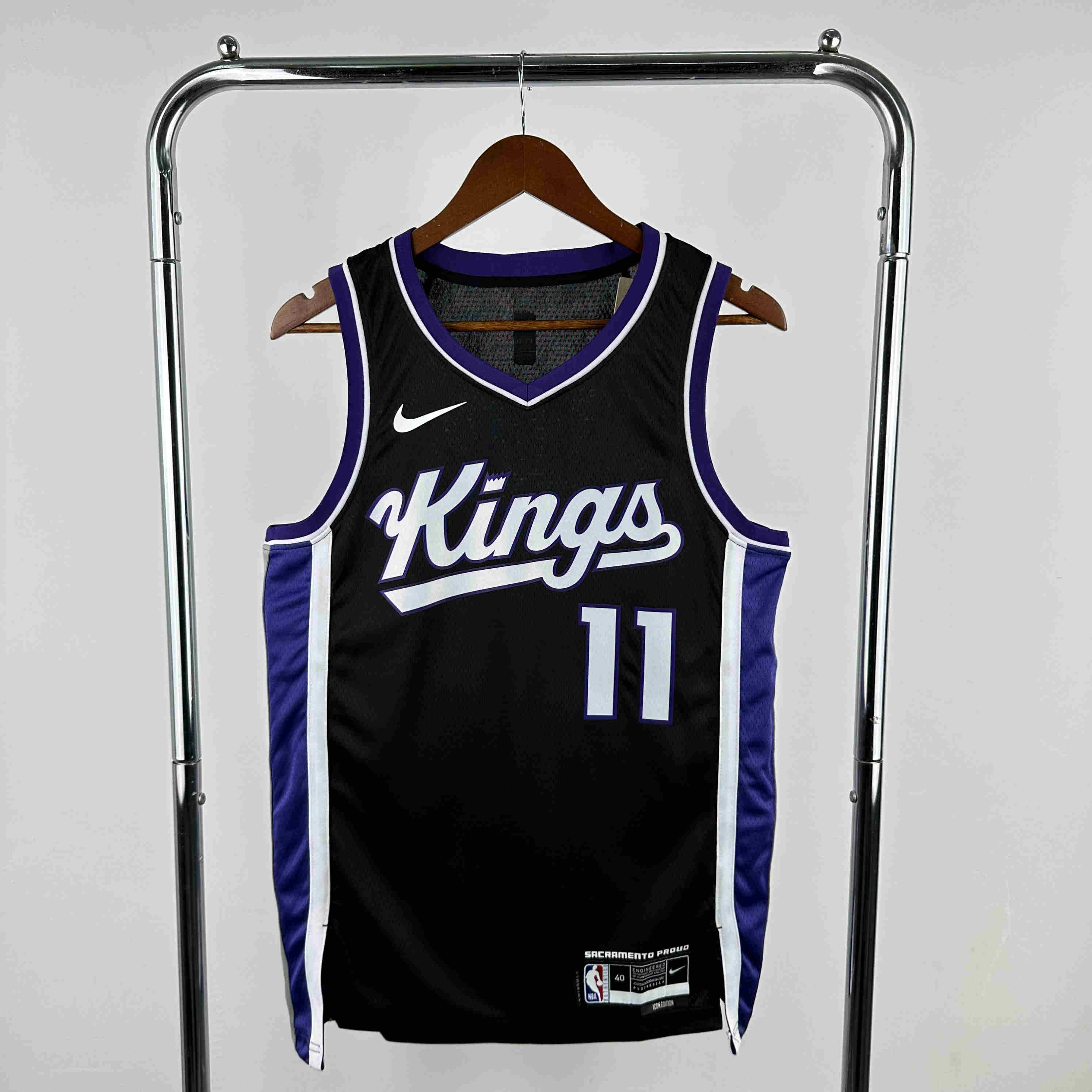 Sacramento Kings  NBA Jersey  NO.11