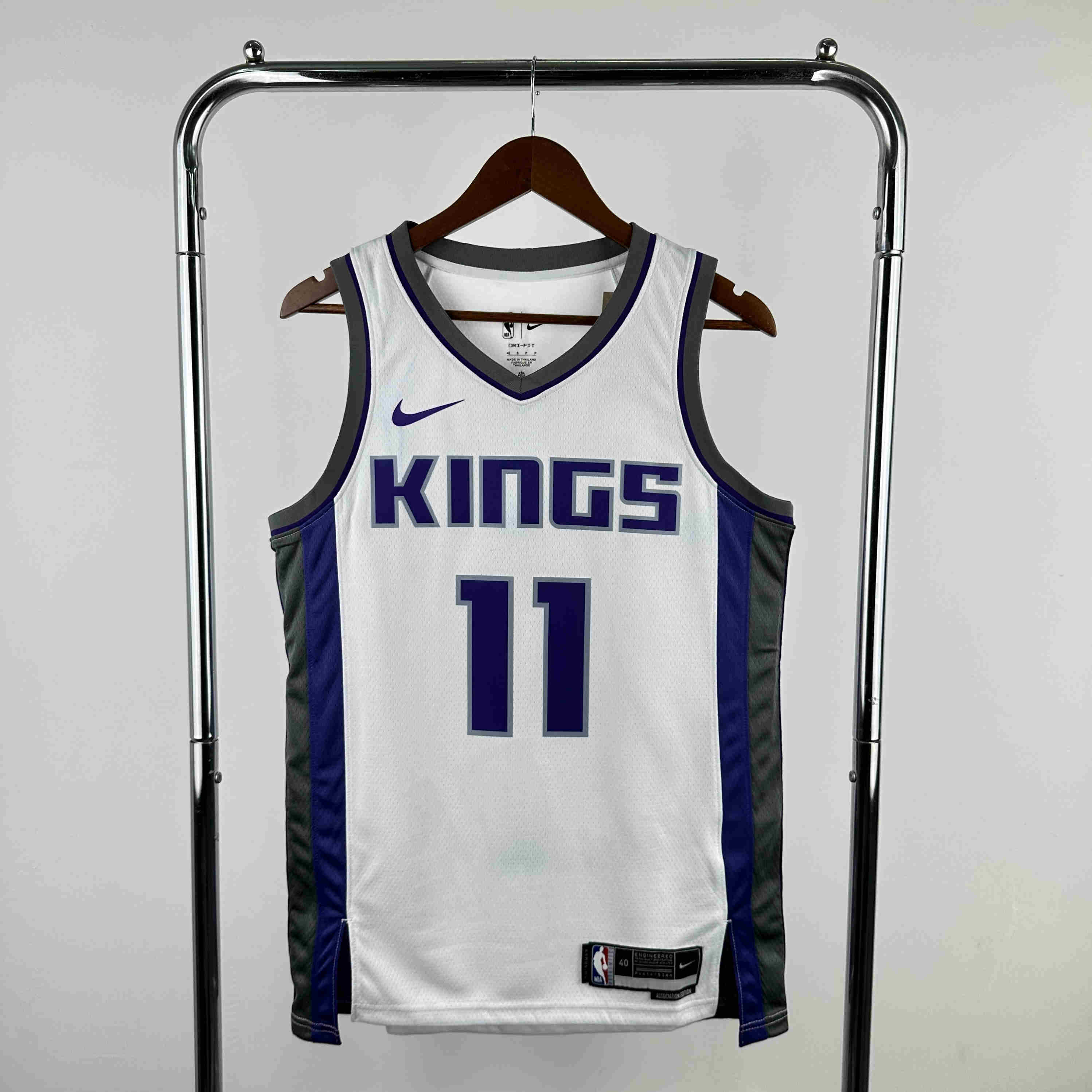 Sacramento Kings  NBA Jersey HOME  NO.11