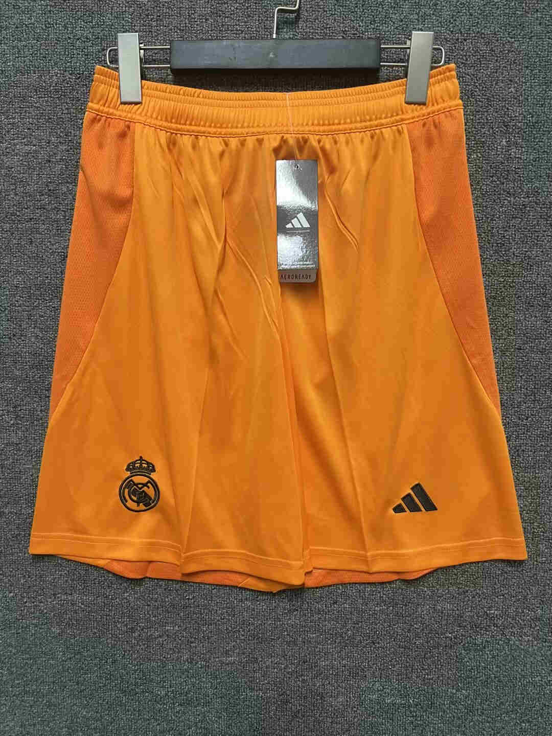 2024-2025 REAL MADRID  away  shorts  adult 