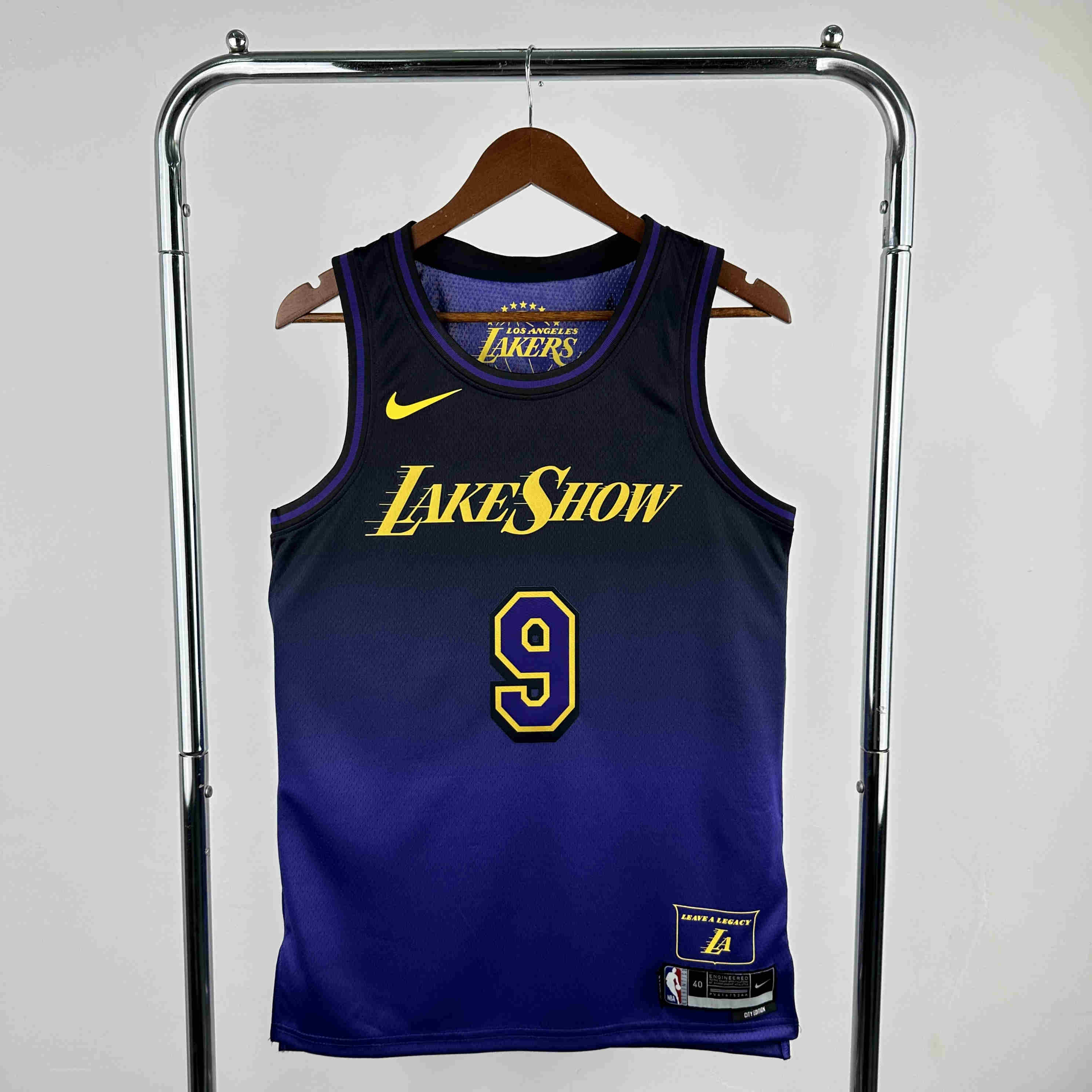  Los Angeles Lakers   NO.9