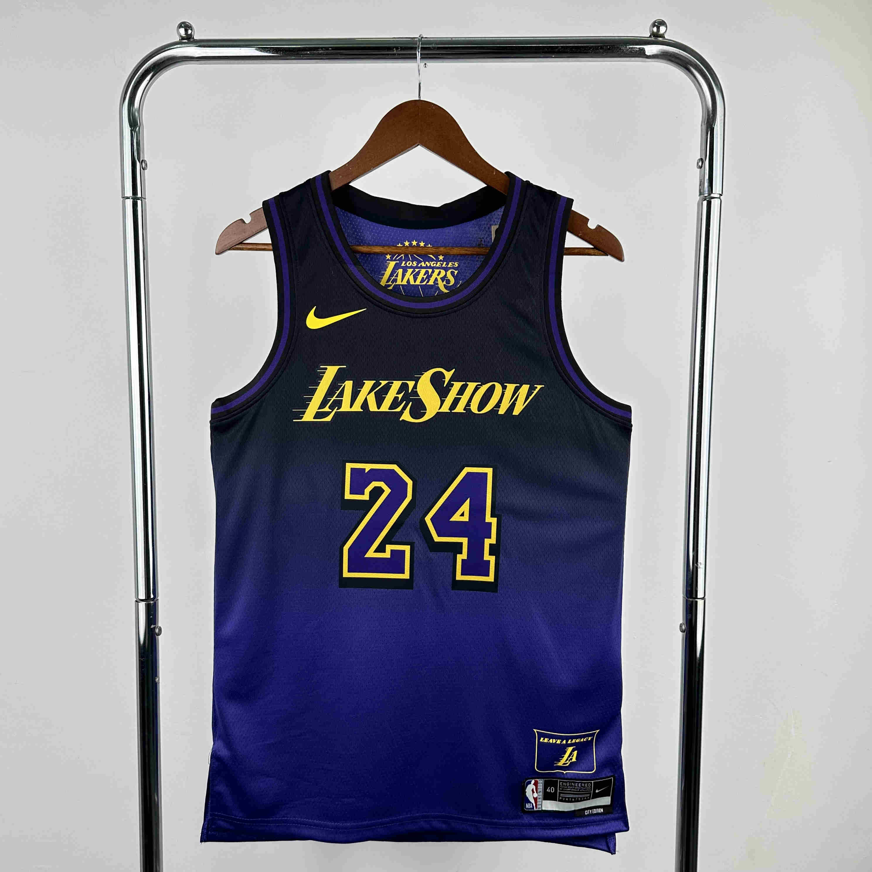  Los Angeles Lakers   NO.24