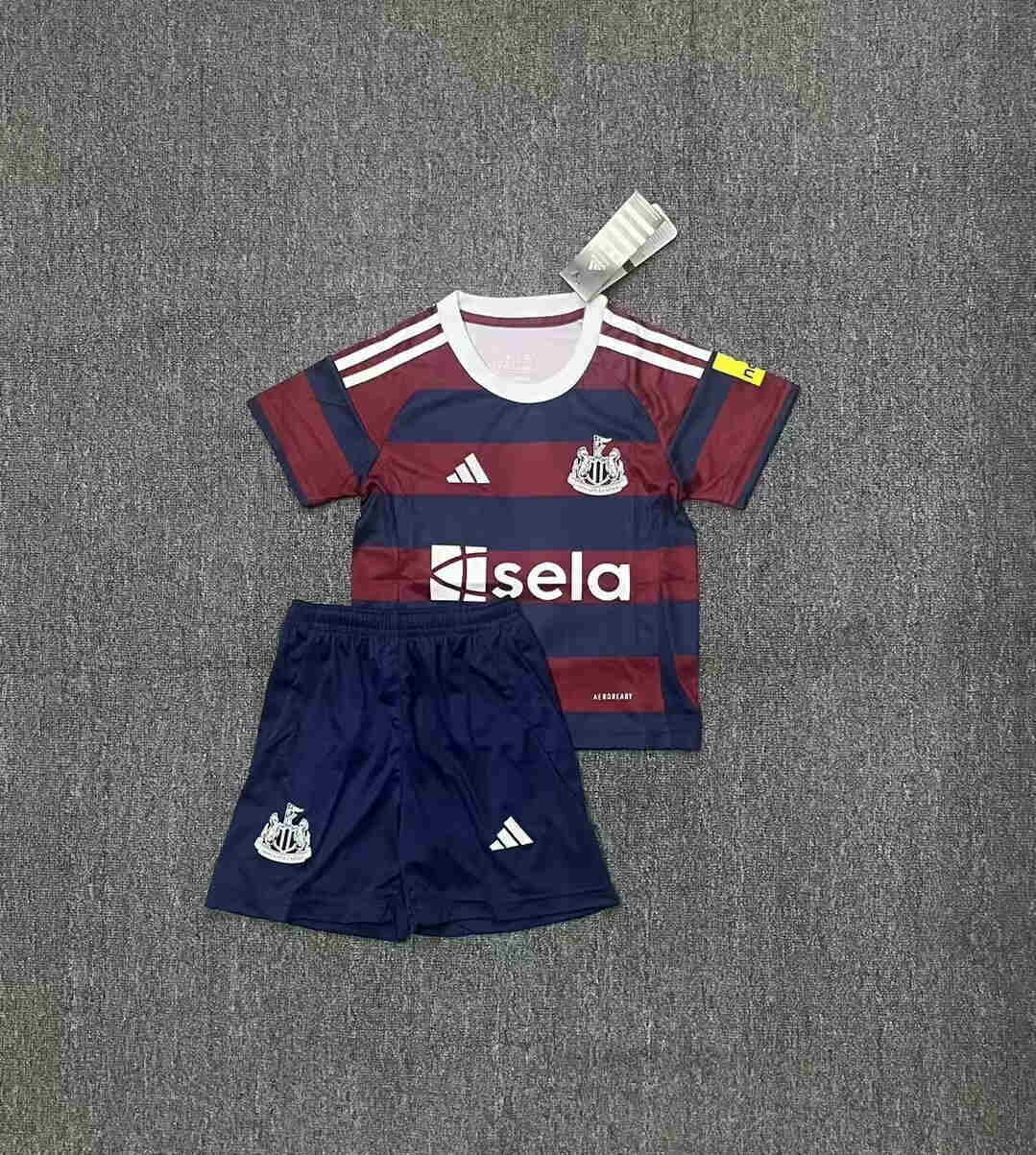 2024/2025 Newcastle  home  kids kit 